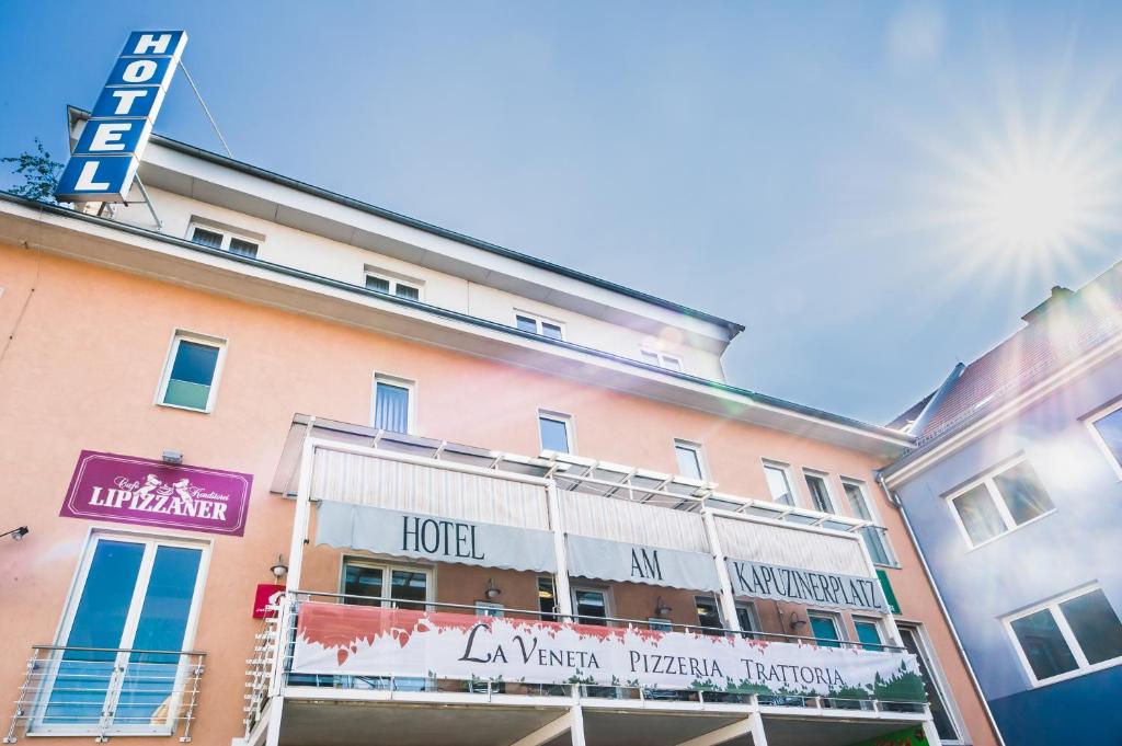 Budova, kde se hotel nachází