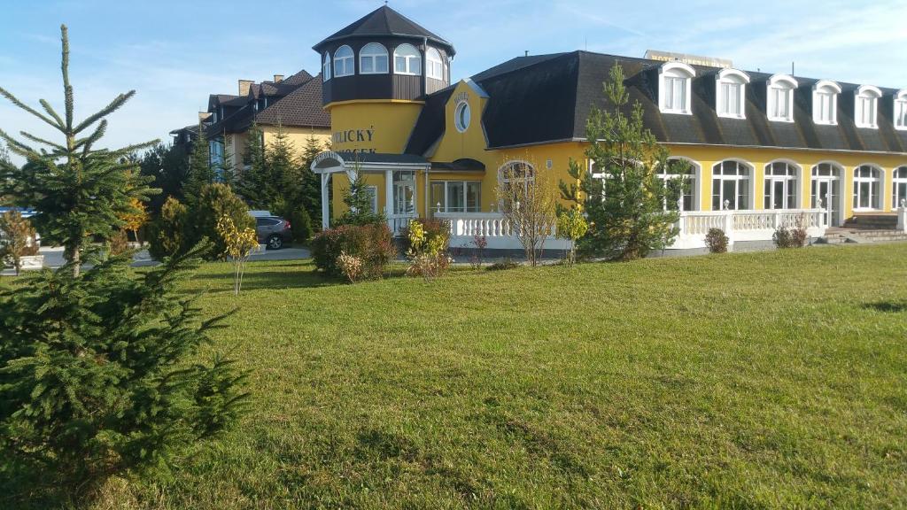 Pension Velický Zámocek - Resim 26