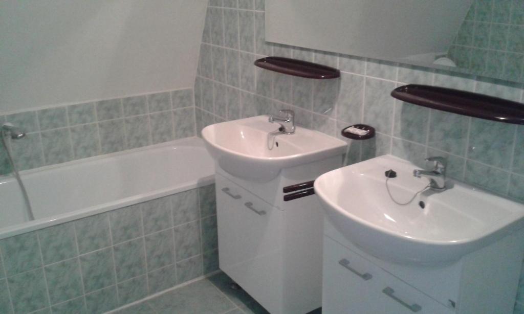 Pension Velický Zámocek - Resim 6