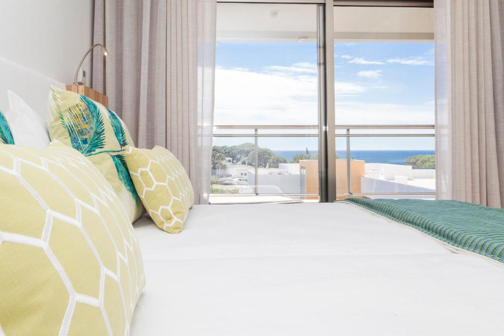 
Superior Two-Bedroom Apartment with Sea View - Prestige
