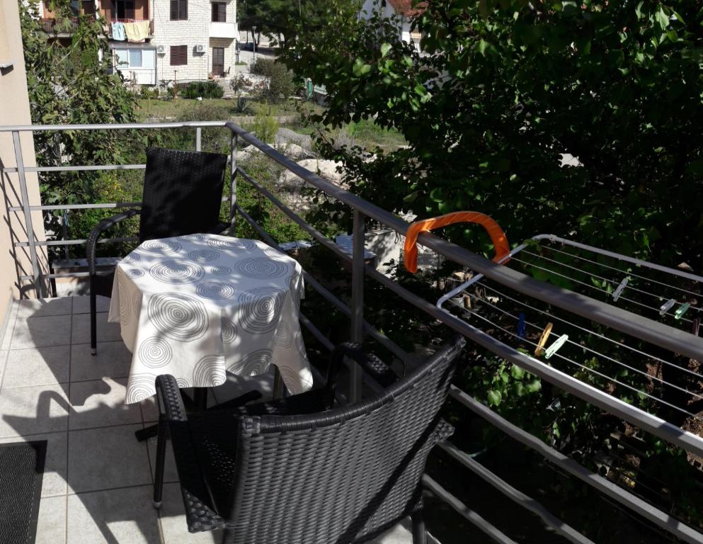 Apartman Veronika Zadar - 带阳台的公寓
