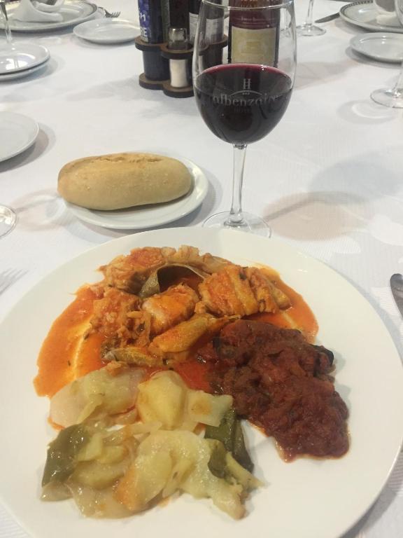 Jedzenie w hotelu lub w pobliżu