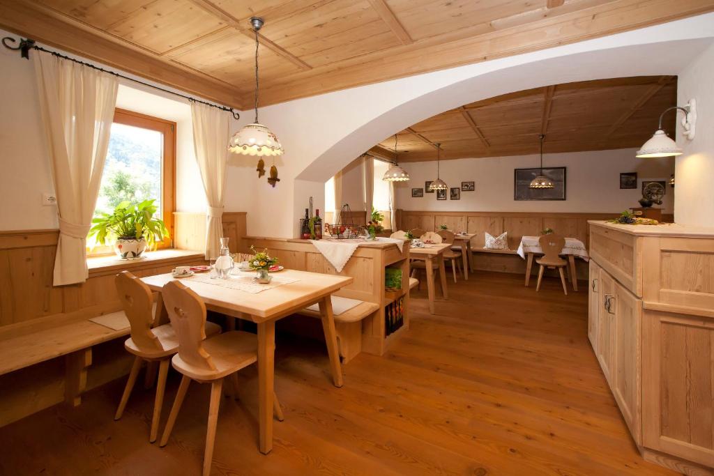 Restaurace v ubytování Ferienhof Neusacher Moser