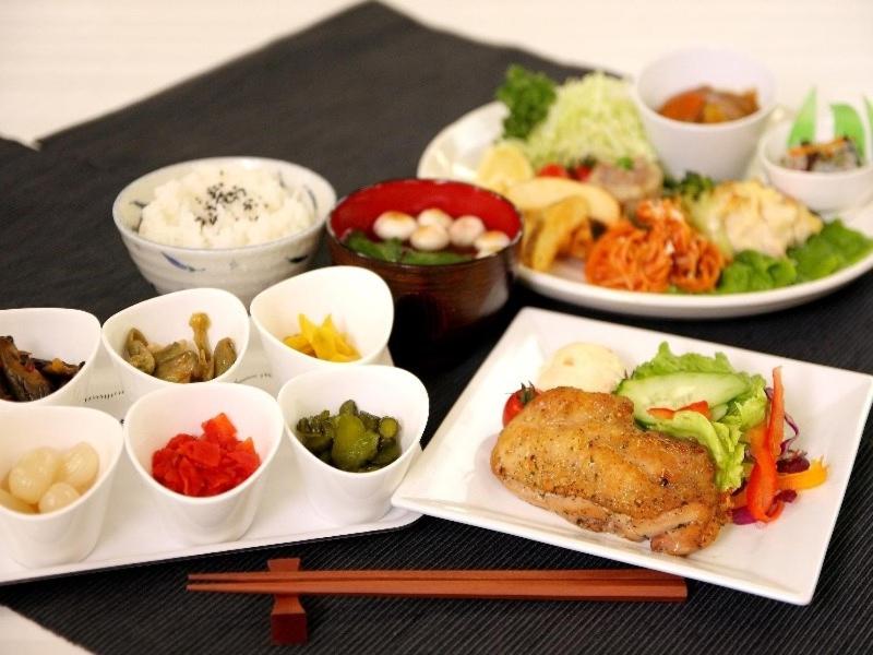 Comida en el hotel o alrededores