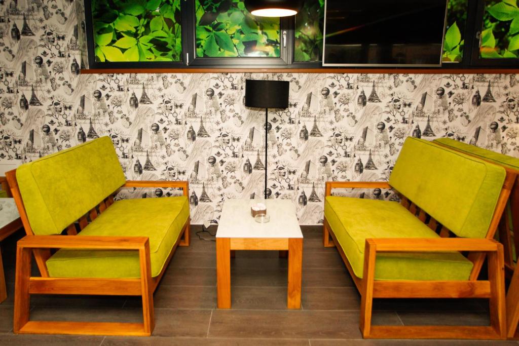 Posezení v ubytování Hotel Kakanj