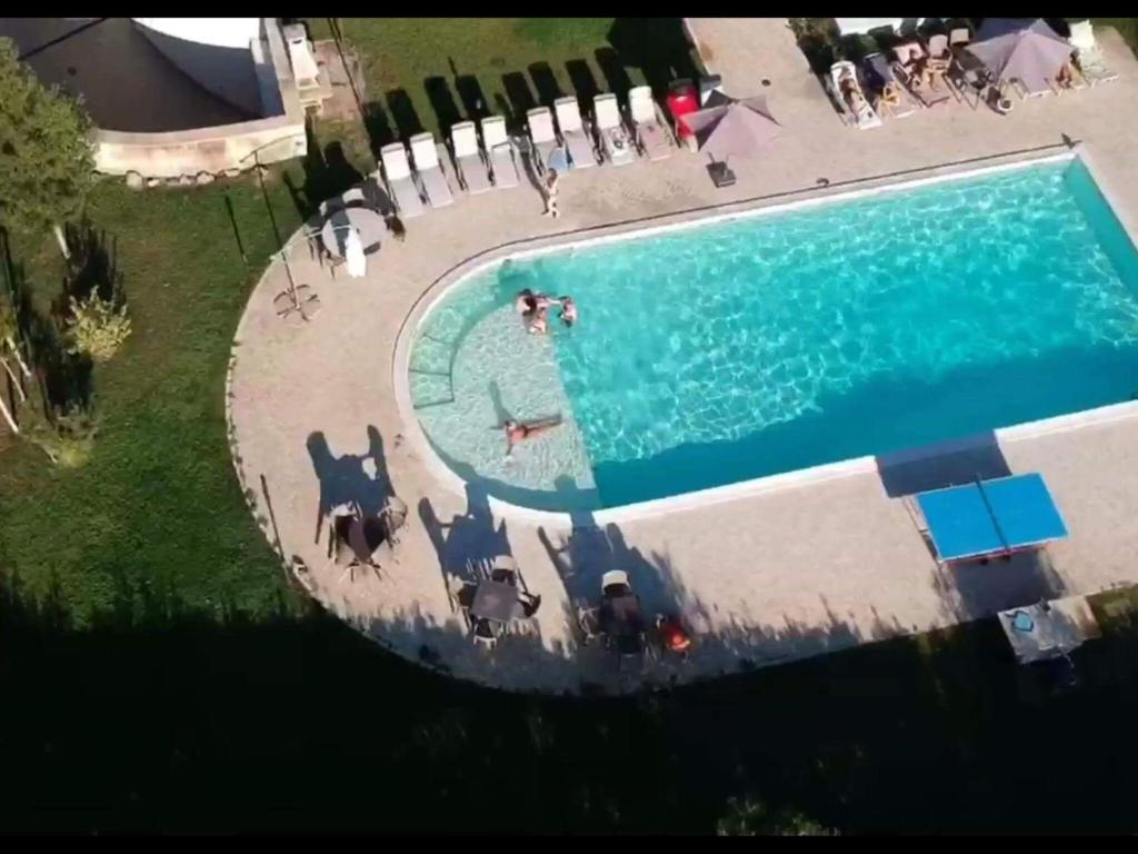 The swimming pool at or close to Bed & Breakfast Case Osti
