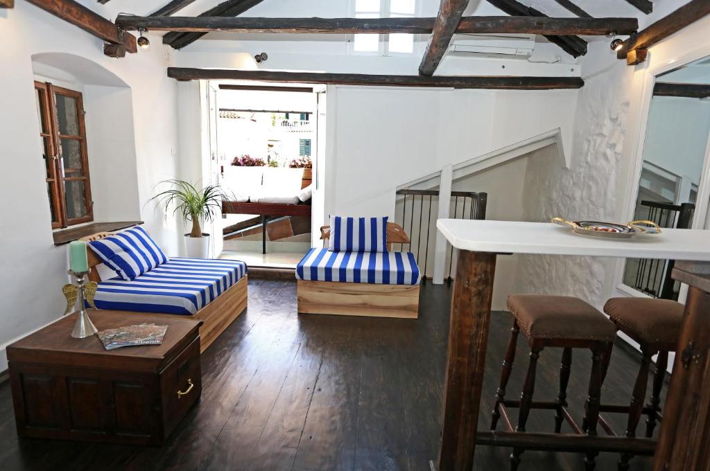 Swan Adriatic Apartment & Room - 7