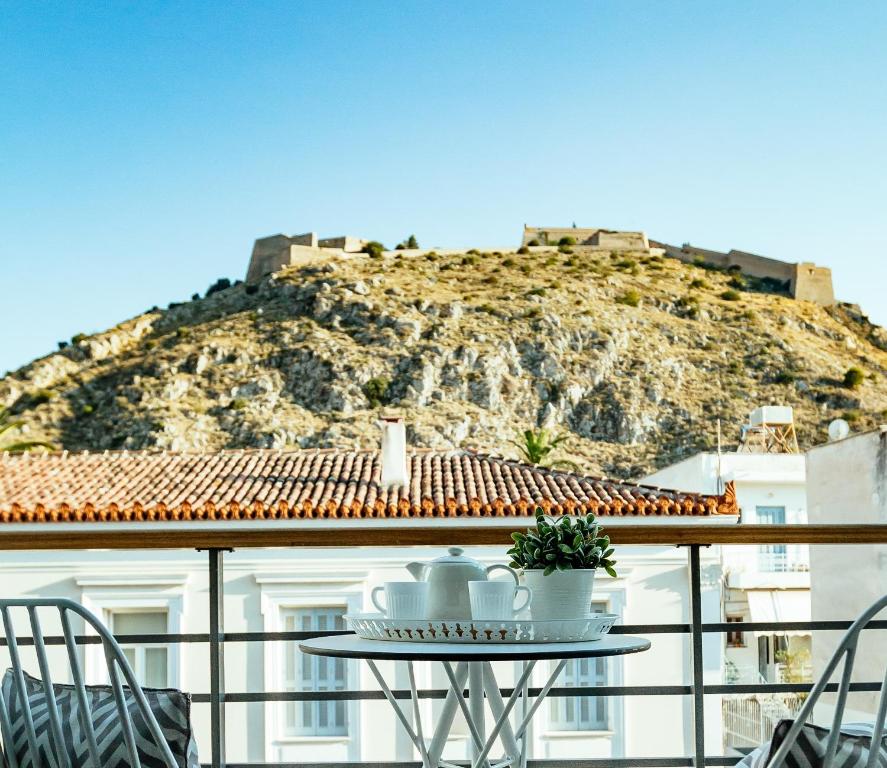 Filoxenion Luxury Rooms & Lofts - Housity