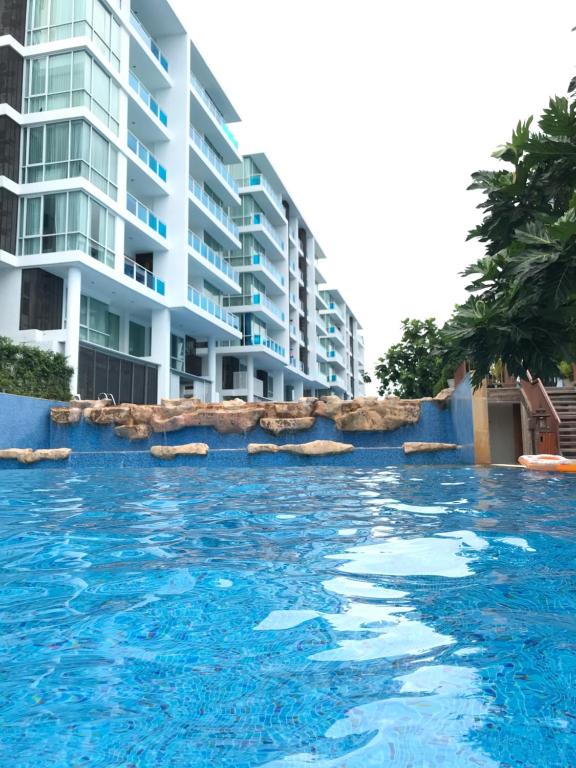 Bazén v ubytování My Resort Hua Hin D605 By Chutha nebo v jeho okolí