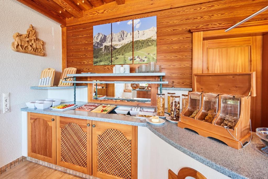 Kuchyň nebo kuchyňský kout v ubytování Hotel Jagdhof