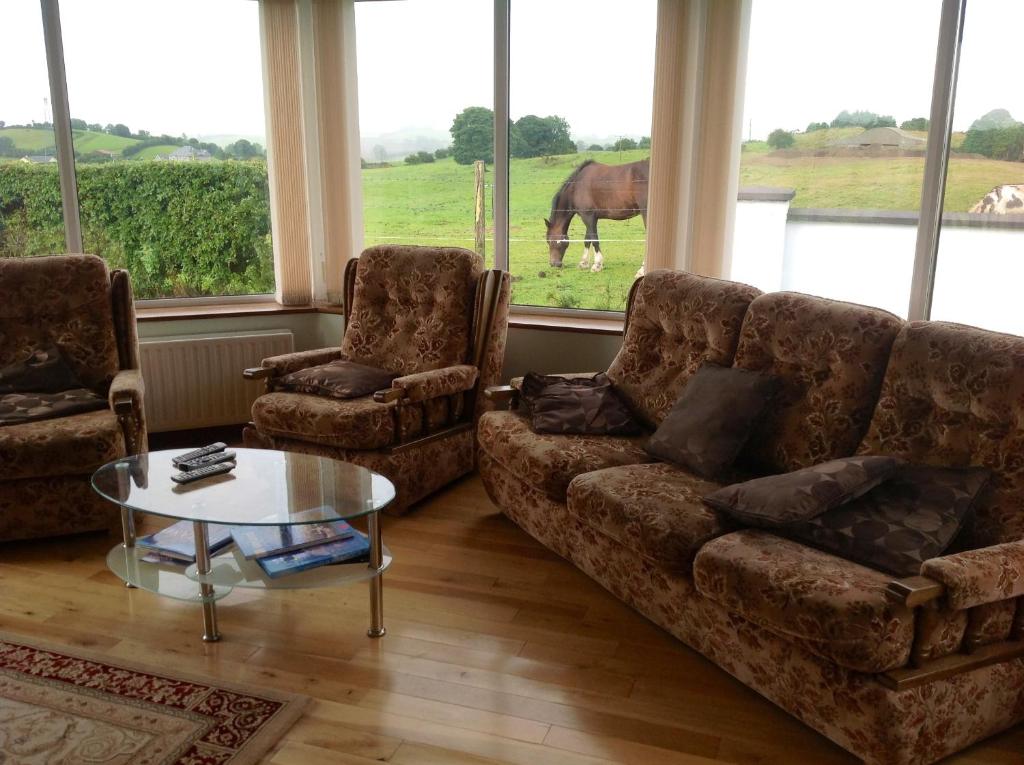 Posezení v ubytování The Rock Equestrian Farm B&B
