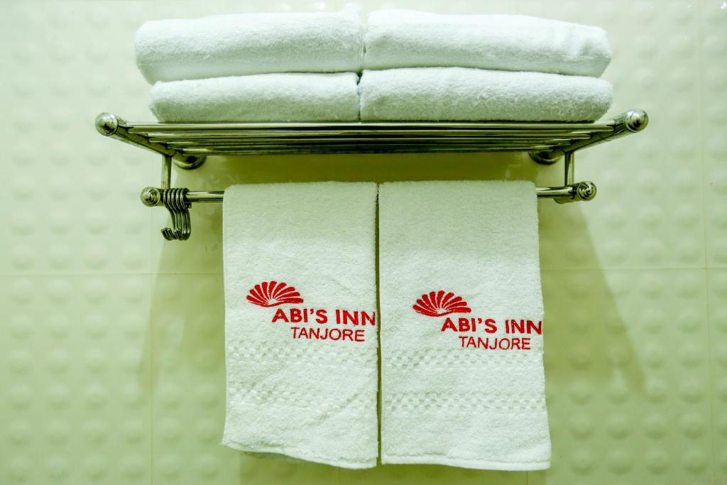 Hotel Abi's Inn - Sala Familiar Con Baño