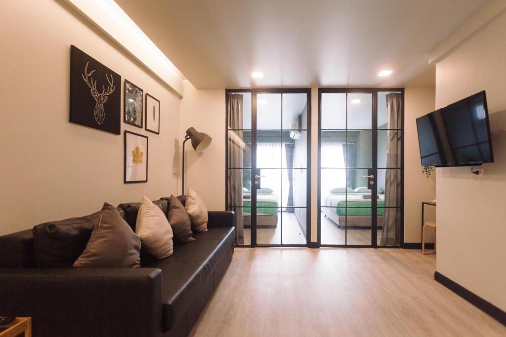 Gallery image of Silom 2 Bedrooms BTS S6 in Bangkok