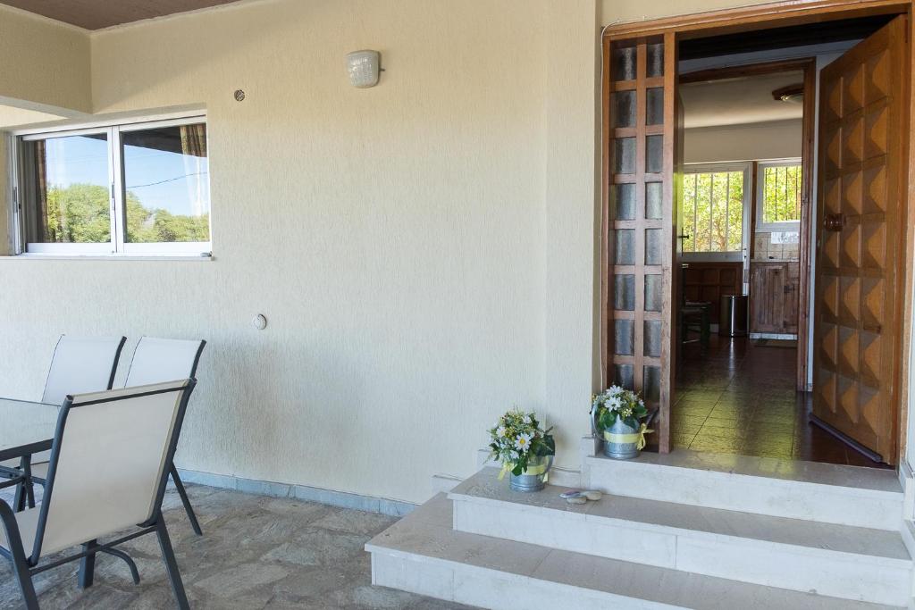 Sunset Beach House - Studio With Sea View