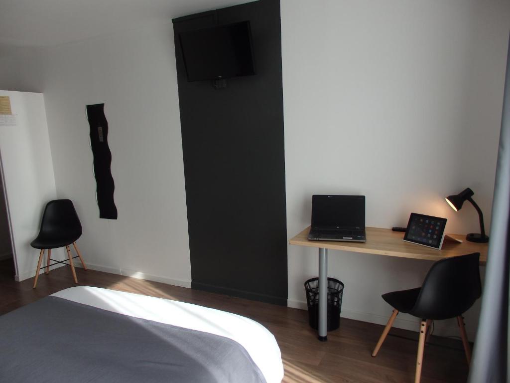 Postel nebo postele na pokoji v ubytování Hotel Castel