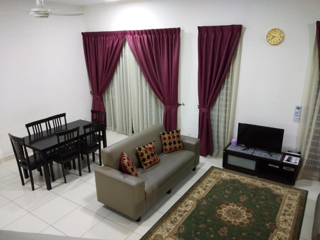 TV a/nebo společenská místnost v ubytování Masayu Putrajaya Homestay