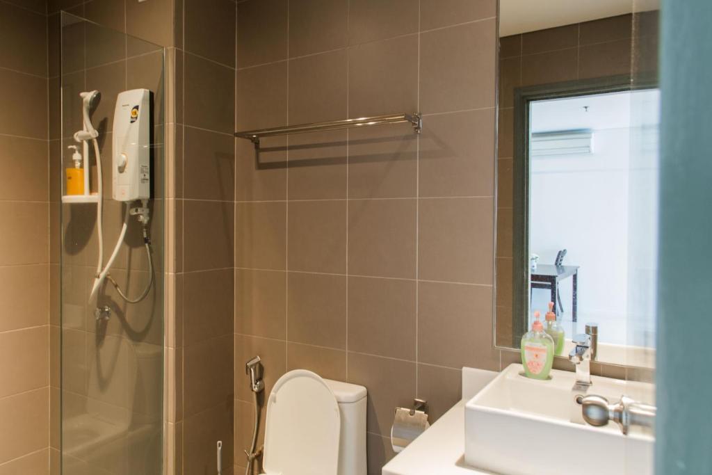 Koupelna v ubytování Mercu Summer Suites Bernice KLCC
