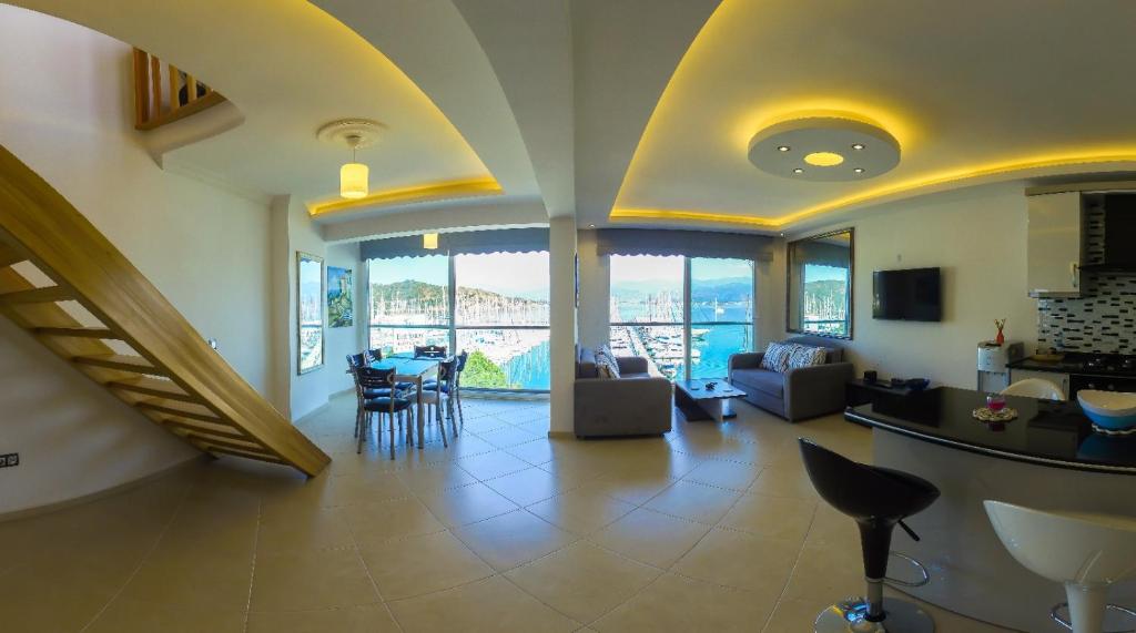 Luxury Apartment with Seaview