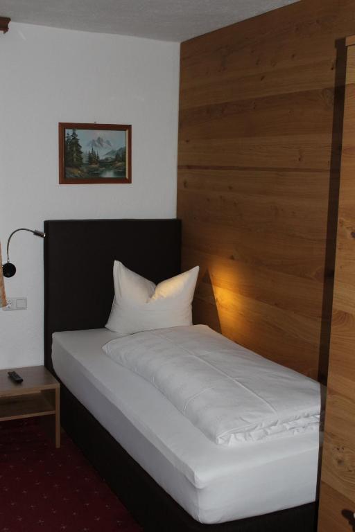 Fotografia z galérie ubytovania Pension Jägerhof v destinácii Sankt Anton am Arlberg