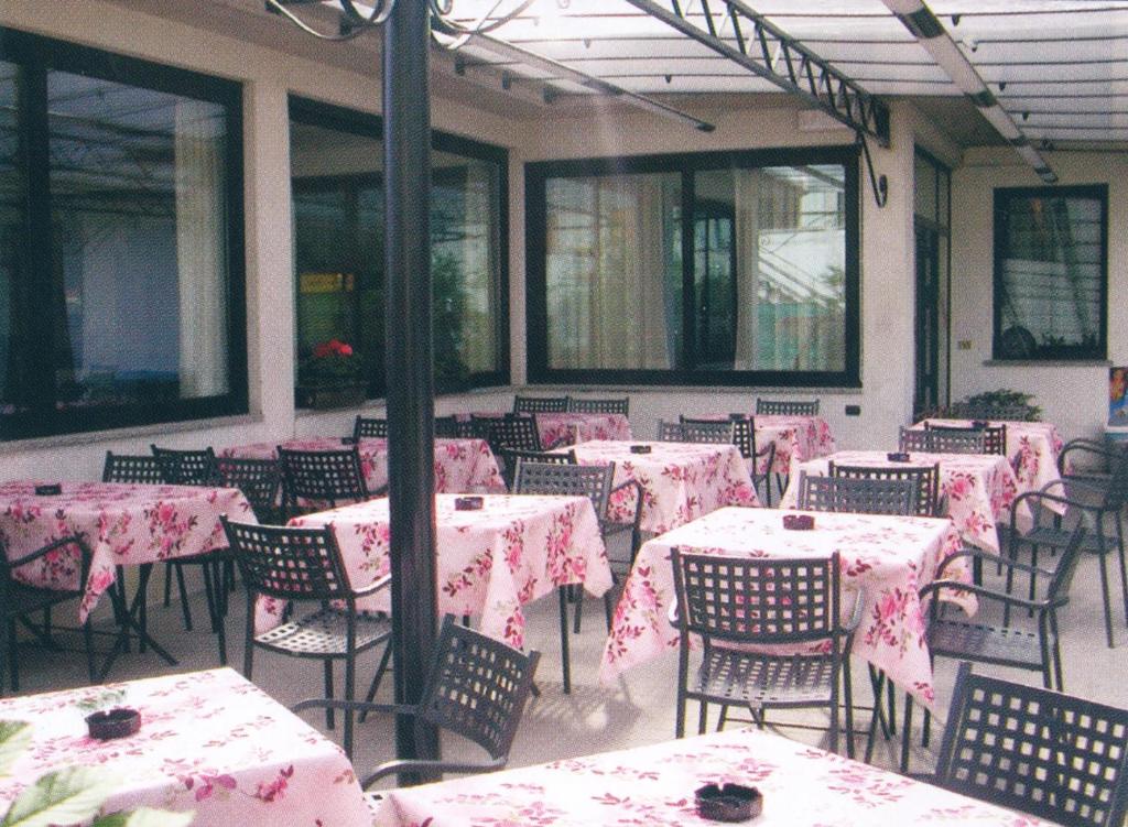 Restaurace v ubytování Albergo Ristorante Lavedo