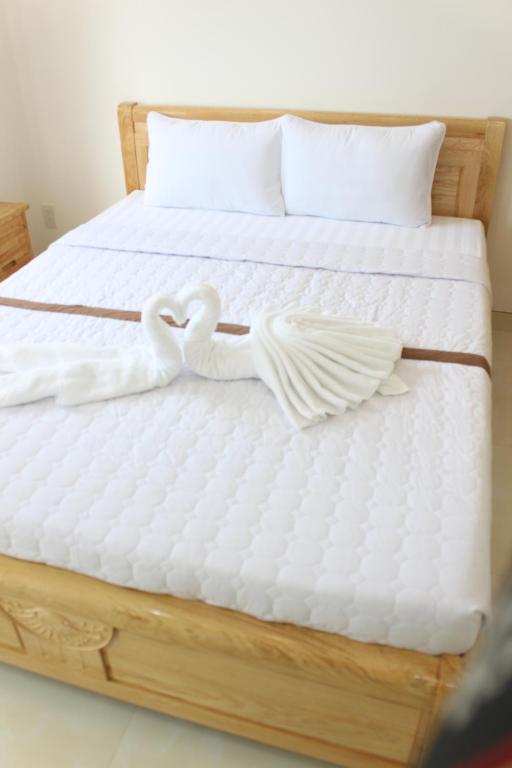 Hung Long Hotel - Double Room