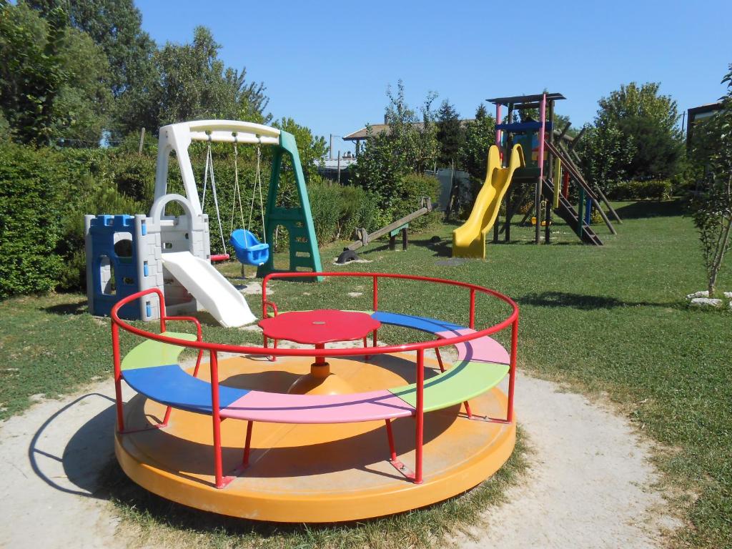 Herní místnost nebo prostor pro děti v ubytování Agriturismo Taglio del Re