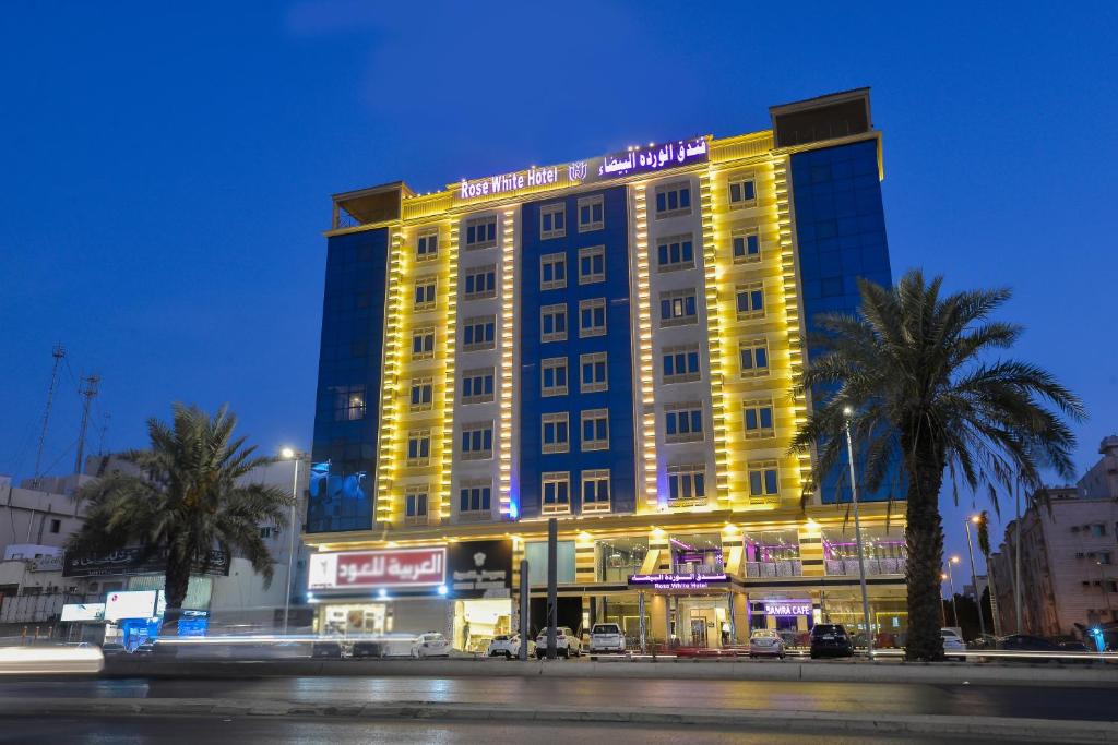فندق الوردة البيضاء السعودية جدة booking com