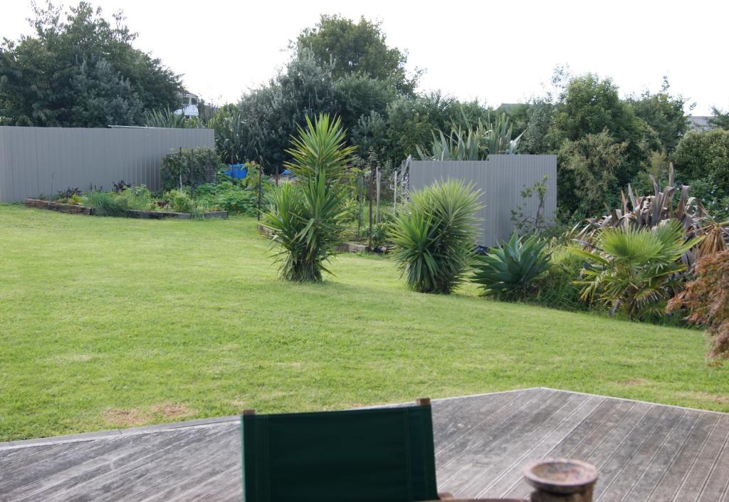 Waihi Beach Getaway-Studio, Ensuite & Private Deck - Resim 16