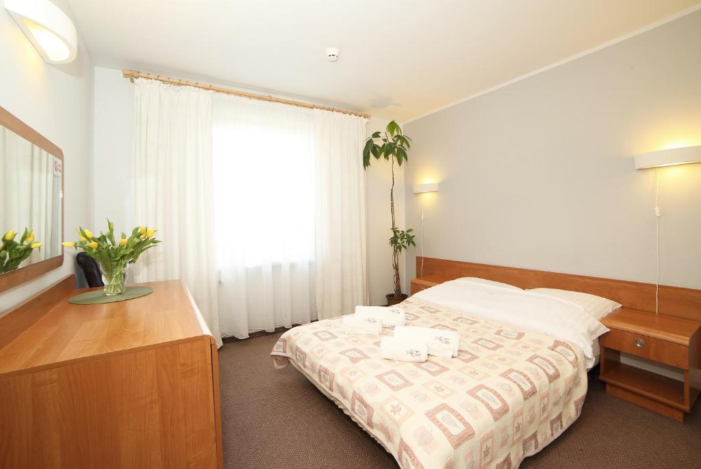 Hotel i Restauracja ABIS - Habitación Familiar