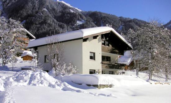 Haus Krömer v zime