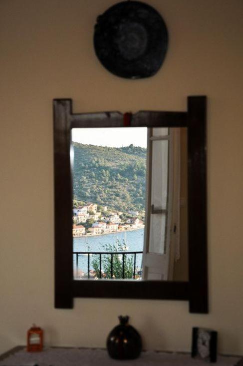 Nespecifikovaný výhled na hory nebo výhled na hory při pohledu z apartmánu