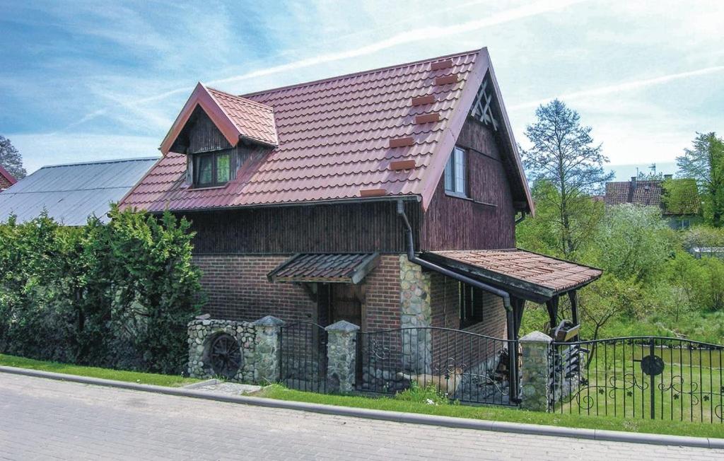 Budova, kde se chata nachází