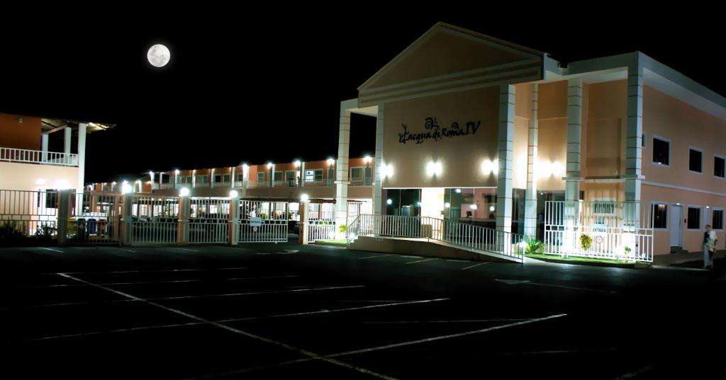 Hotel Lacqua Diroma - Apartamentos Completos para 5 pessoas em Caldas Novas-GO