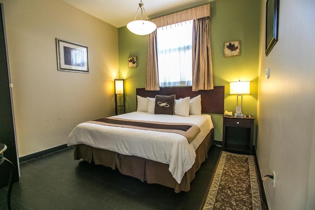 Pointe Plaza Hotel - 