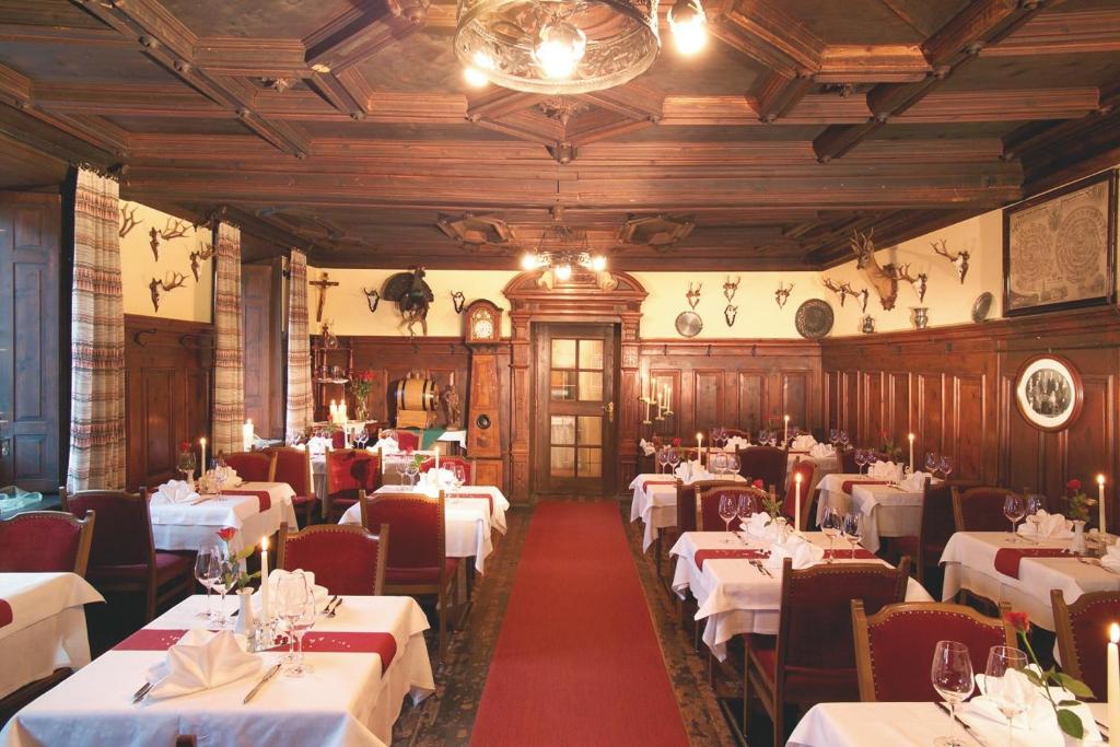Restaurace v ubytování Hotel Weisses Lamm