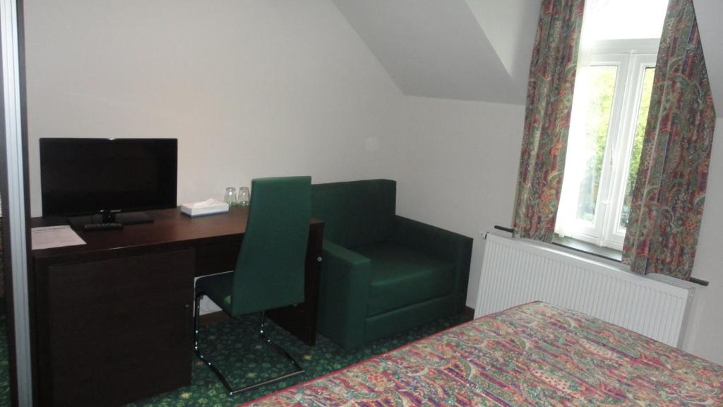 Hotel L'auberge Du Souverain - Resim 25