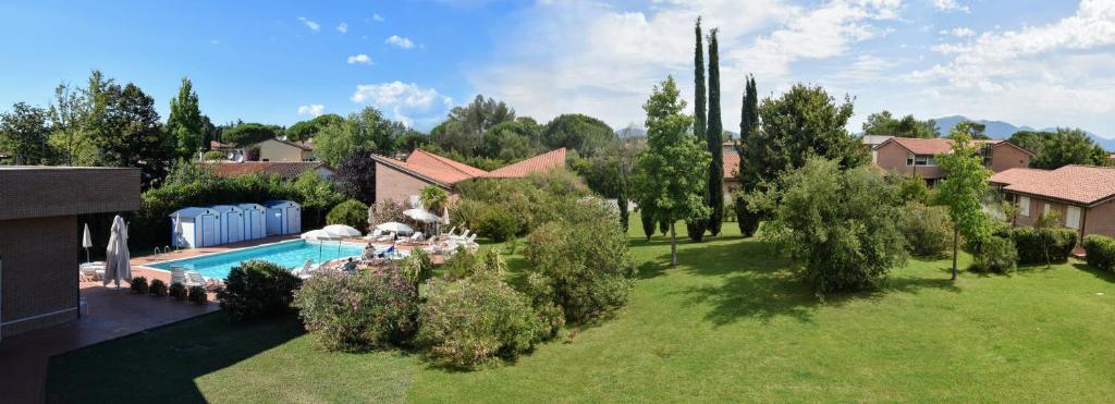 Piscina en o cerca de Residence San Rossore