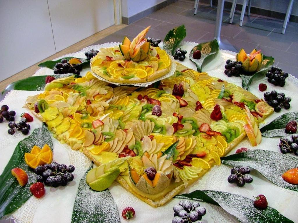 Comida en o cerca de este apartahotel