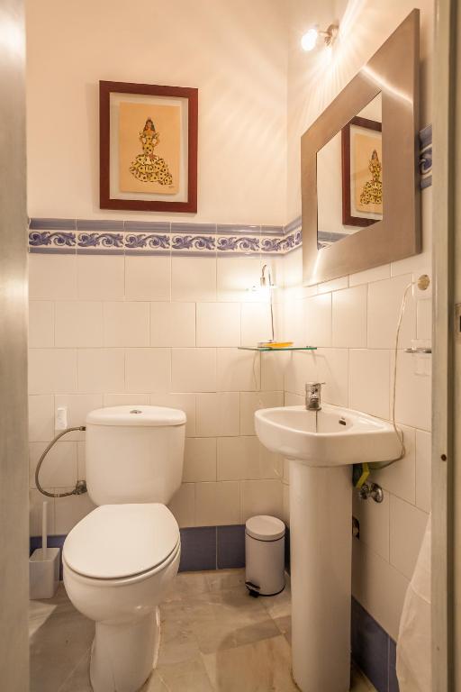 Kúpeľňa v ubytovaní CASA SEÑORIAL EN SEVILLA CENTRO,Calle Mármoles