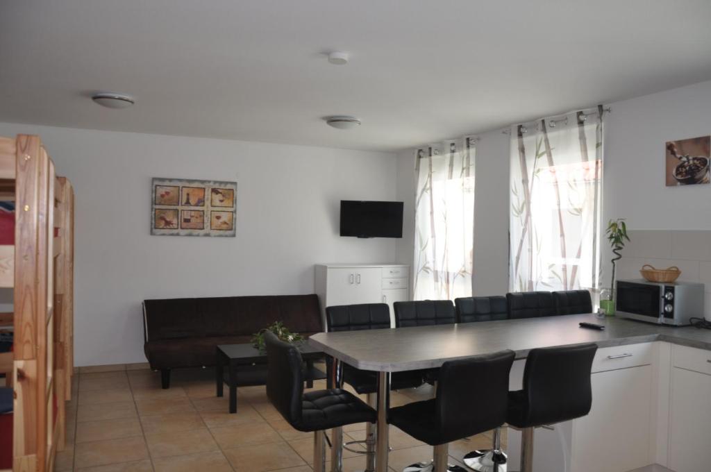 Kiefer-Apartments - 19