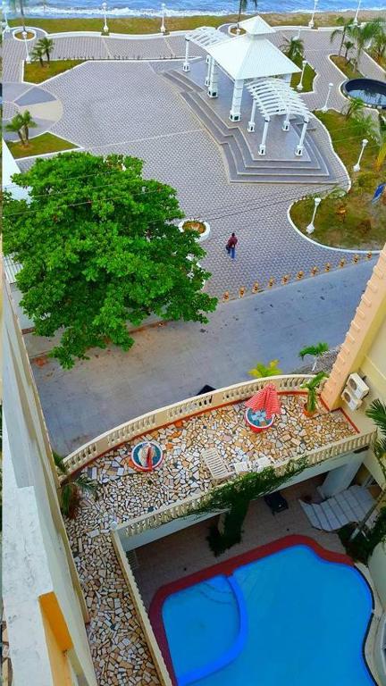 Bazén v ubytování Hotel Art Deco Beach nebo v jeho okolí