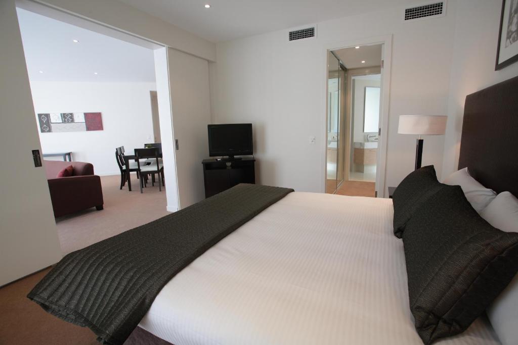 Beachfront Grand Mercure Allegra Hervey Bay - Appartement D'une Chambre