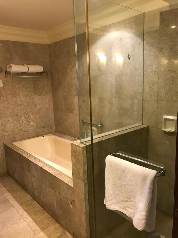 KL Bintang Suites @ Times Square - Premier Deluxe Suite