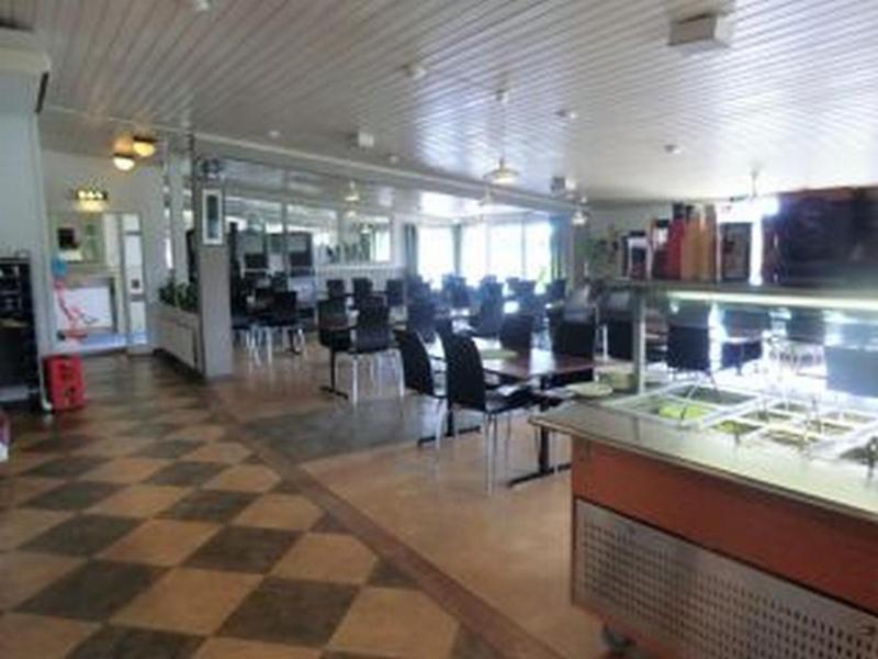 Restaurace v ubytování 17 Rum och Kök