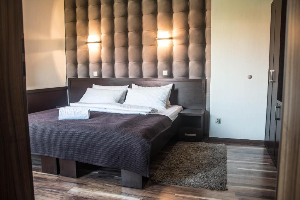 Hotel Mieszko - Resim 36