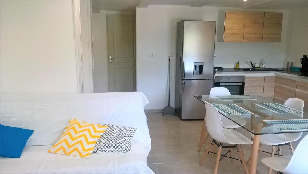 LOCATIONS RIVES DE SEUGNE - Claveau - Twee Slaapkamers Huis