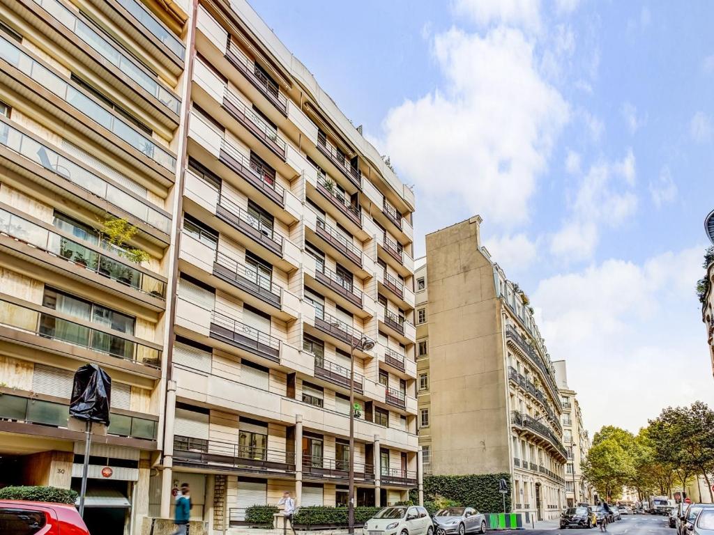 Welkeys Apartment - La Fontaine, Paris – Tarifs 2023