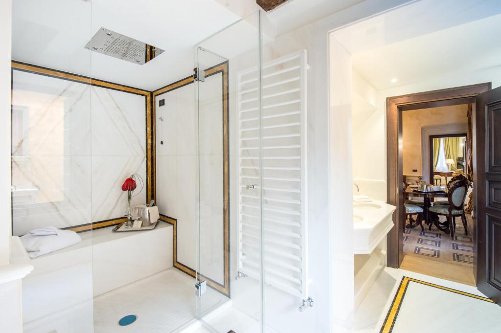 Hotel Nani Mocenigo Palace - Resim 45