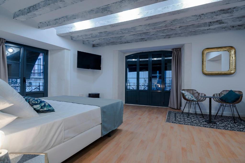 Hotel Boutique Alicante Palacete S.XVII Adults Only, Alicante ...
