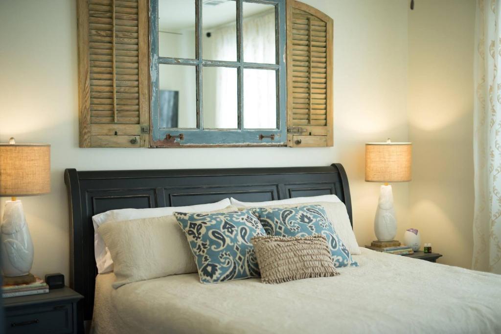 Blue Heron B&B - Deluxe King Suite